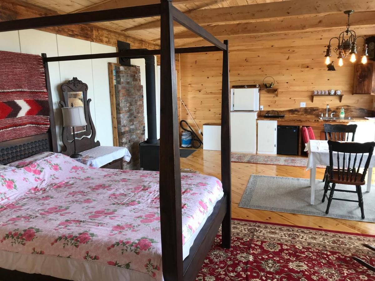 Maregold Centre - Juniper Cabin And Rose Cabin Victoria Beach المظهر الخارجي الصورة
